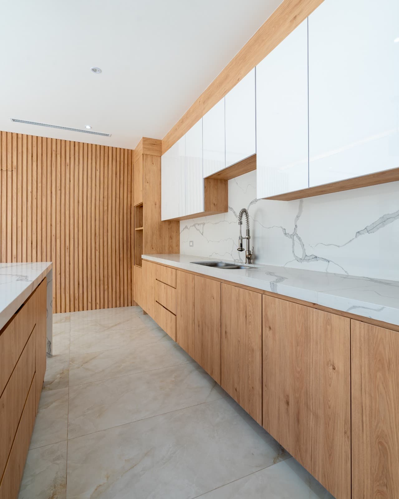 Asturias Residencial: Arquitectura contemporánea · 273.58 m² de construcción