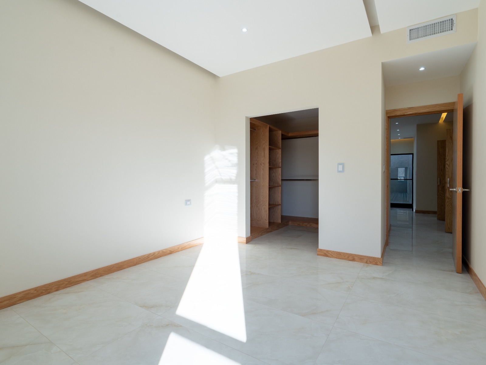 Residencia Contemporánea de Lujo - imagen 19