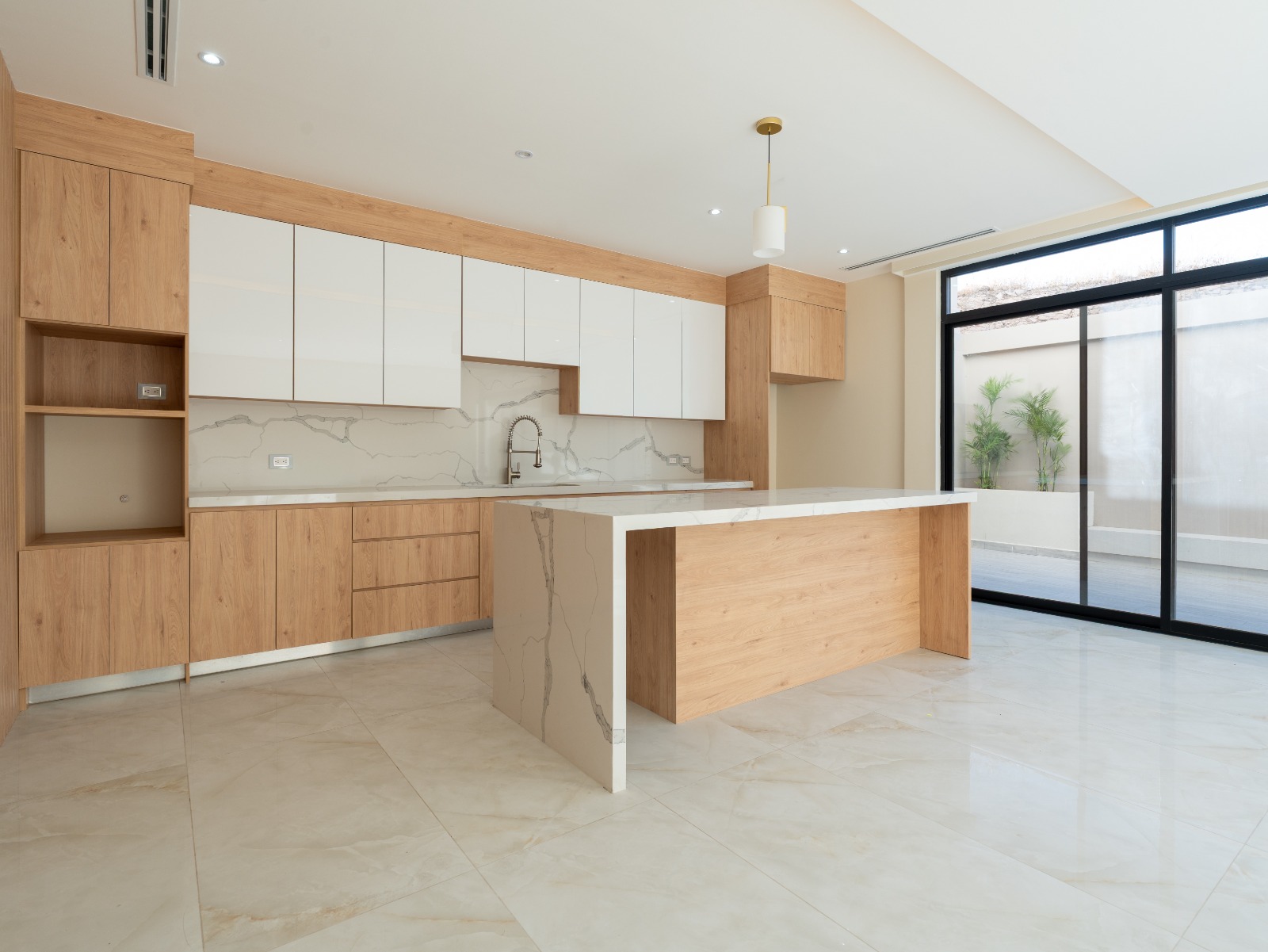 Residencia Contemporánea de Lujo - imagen 9